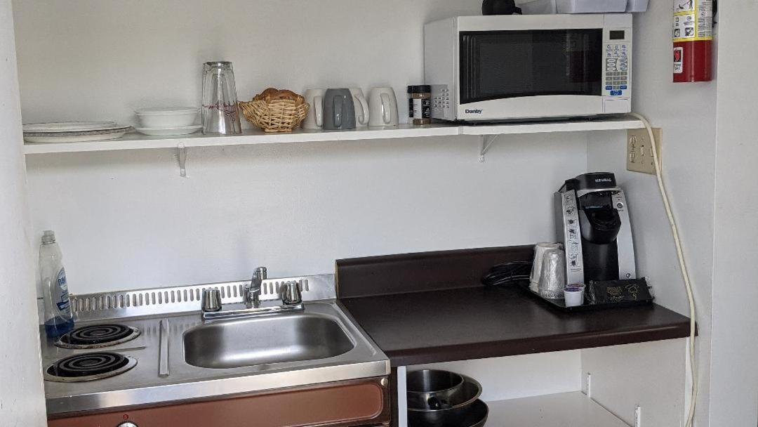Valois Motel & Restaurant Mattawa エクステリア 写真