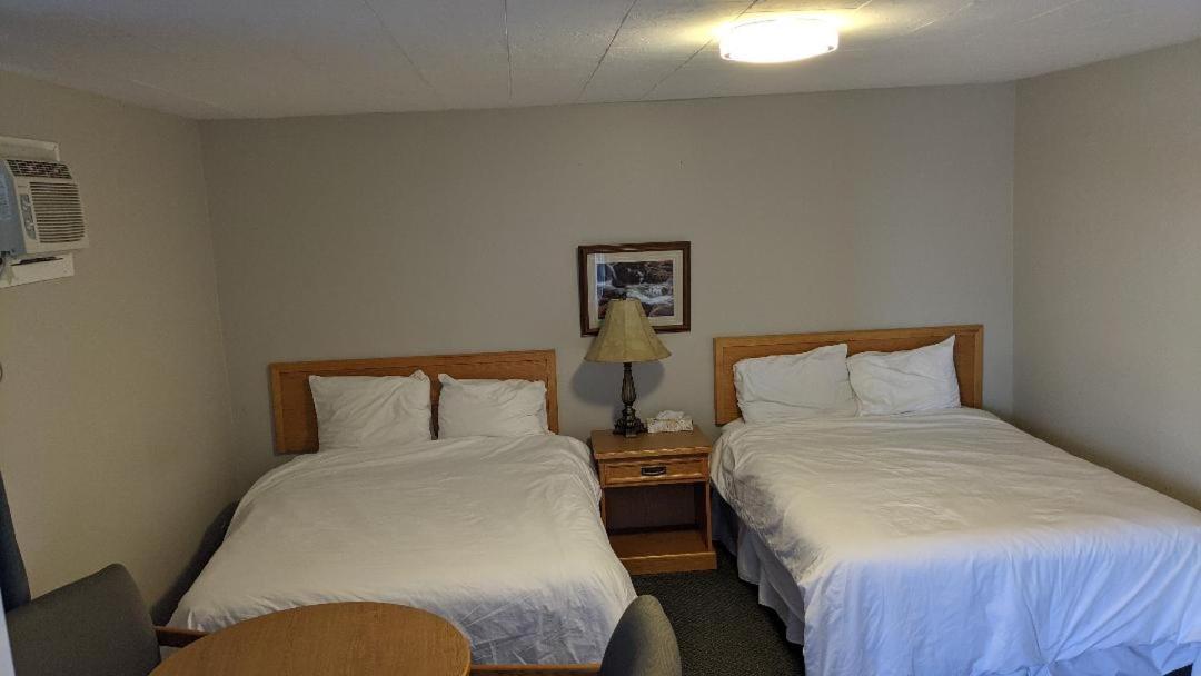 Valois Motel & Restaurant Mattawa エクステリア 写真