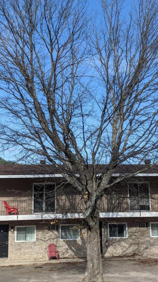 Valois Motel & Restaurant Mattawa エクステリア 写真